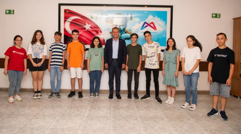 BAŞKAN SEÇER “KENTİMİZİN BİR ÖĞRENCİ KENTİ OLMASINI İSTİYORUZ”
