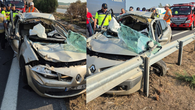 TIR’a Çarpan Otomobilde 2 Kişi Sıkıştı, İtfaiye Kurtardı