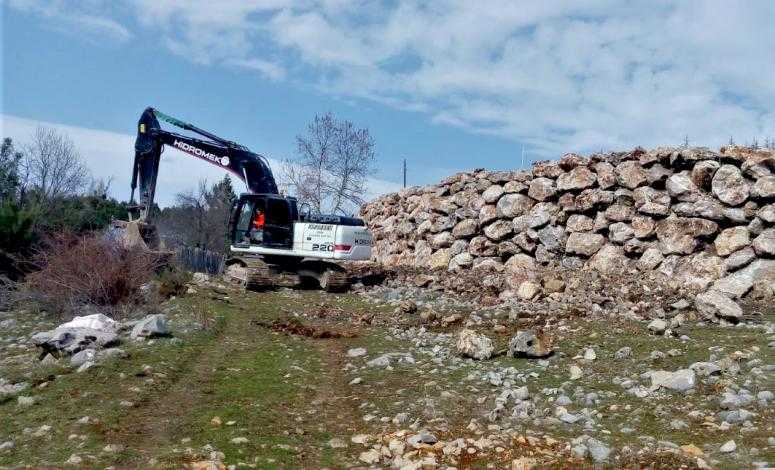 BÜYÜKŞEHİR, TOROSLAR’DA HEYELAN RİSKİNE KARŞI ÇALIŞMA YÜRÜTÜYOR