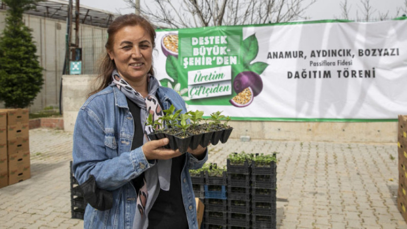 Mersin Haber/ Üreticinin Artan Girdi Maliyetlerini Büyükşehir Azaltıyor