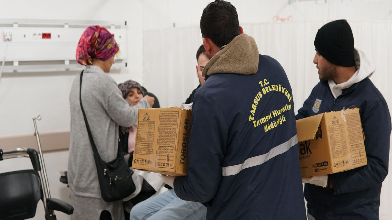 Tarsus’a Gelen Depremzedeler İçin de Seferberlik Başladı