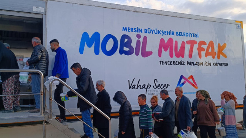 Mersin Büyükşehir’in Mobil Mutfak Tırı Ramazan Boyunca Malatya’da İftar Yemeği Çıkaracak