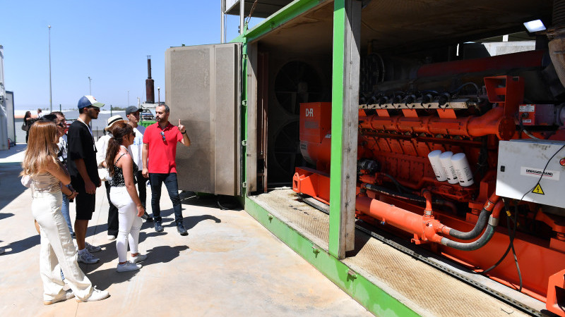 Mersin Haber/ Üniversite Öğrencileri Mersin Büyükşehir Depolama Alanı’nı İnceledi