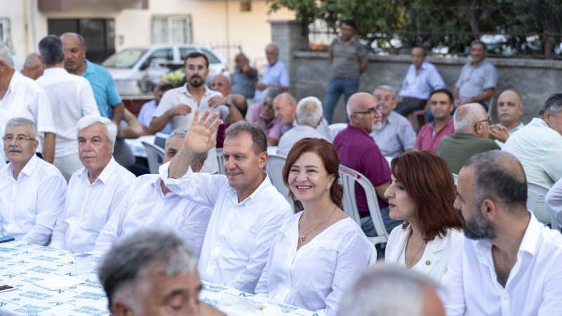 Başkan Seçer, Aşure Lokmasını Mersinliler İle Paylaştı 