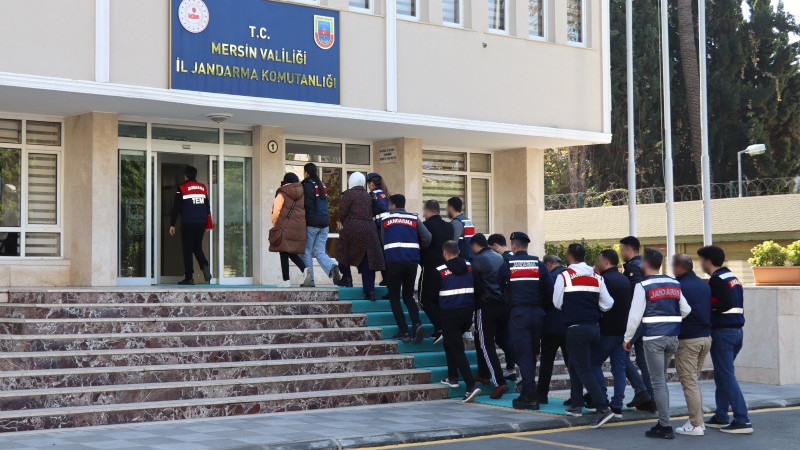 Mersin Haber/ DEAŞ terör örgütüne fon sağlayan  9 şüpheli gözaltına alındı