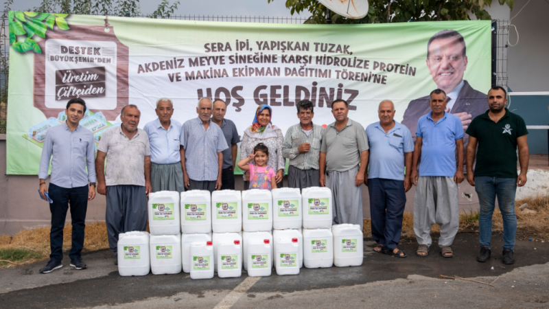 ÜRETİCİLERİN YÜZÜ BÜYÜKŞEHİR’İN DESTEKLERİ İLE GÜLÜYOR