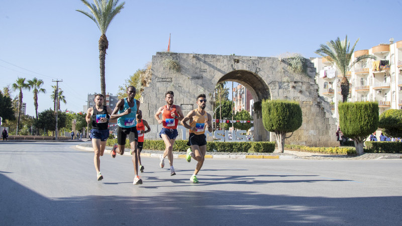 16. ULUSLARARASI TARSUS YARI MARATONU İÇİN GERİ SAYIM BAŞLADI