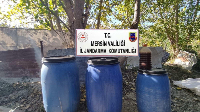 Mersin'de 510 litre sahte içki ele geçirildi