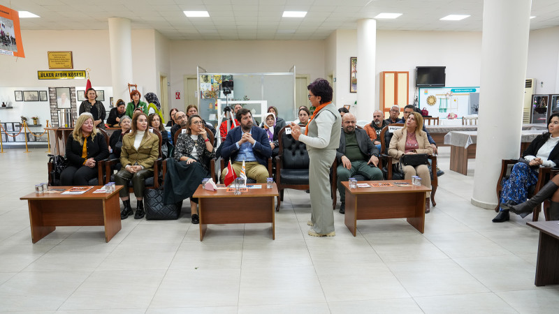 “BİR IŞIK, BİR NEFES” PROJESİ AZLHEİMER HASTALARINA VE YAKINLARINA UMUT OLUYOR