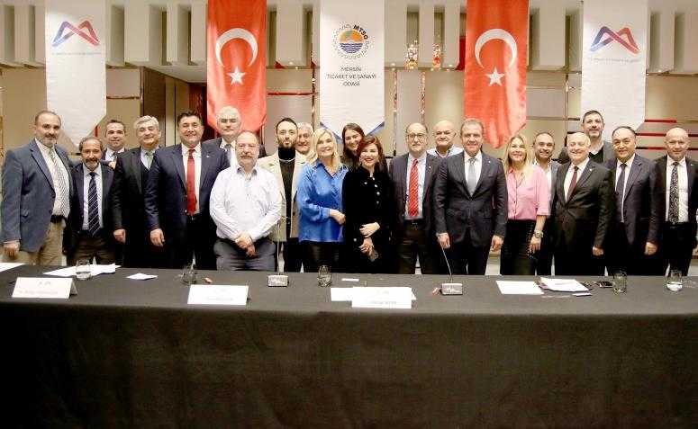 İSTANBUL’DA MERSİNLİLER “GÜÇLÜ BİR MERSİN” İÇİN BULUŞTU