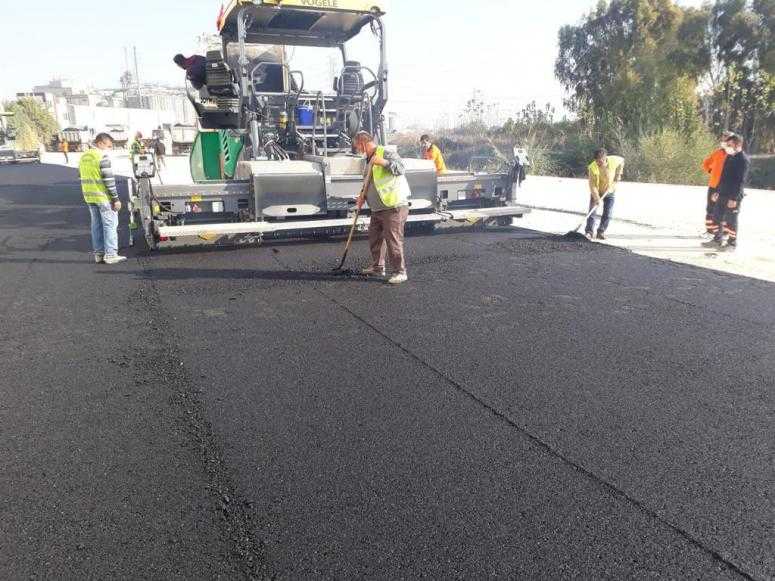 MERSİN BÜYÜKŞEHİR EKİPLERİ, SOKAĞA ÇIKMA YASAĞINDA DA ÇALIŞTI